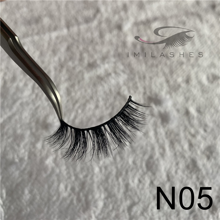 wholesale mink eyelashes london.jpg